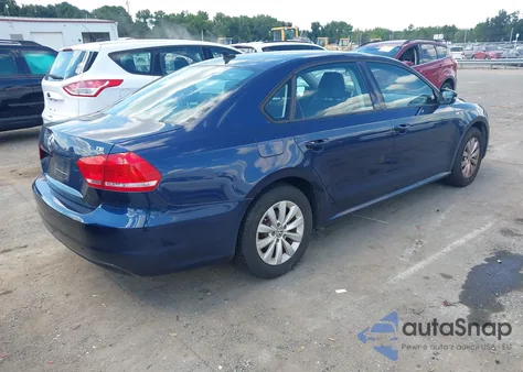 2014 Volkswagen Passat 1.8T Wolfsburg Edition z USA, uszkodzony, nr VIN 1VWAT7A31EC080361